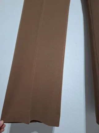 Pantalones rectos marrones