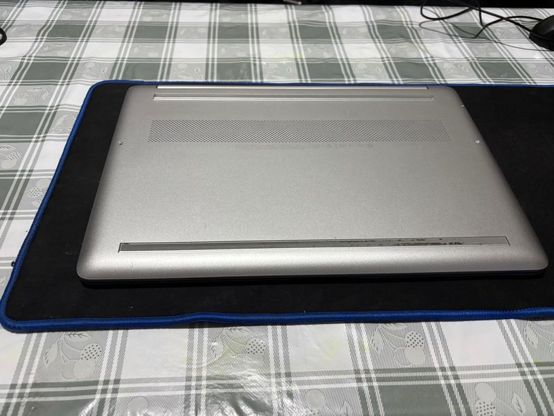 Portátil HP 15s-eq2xxx Plata/Negro Seminuevo afbeelding 4