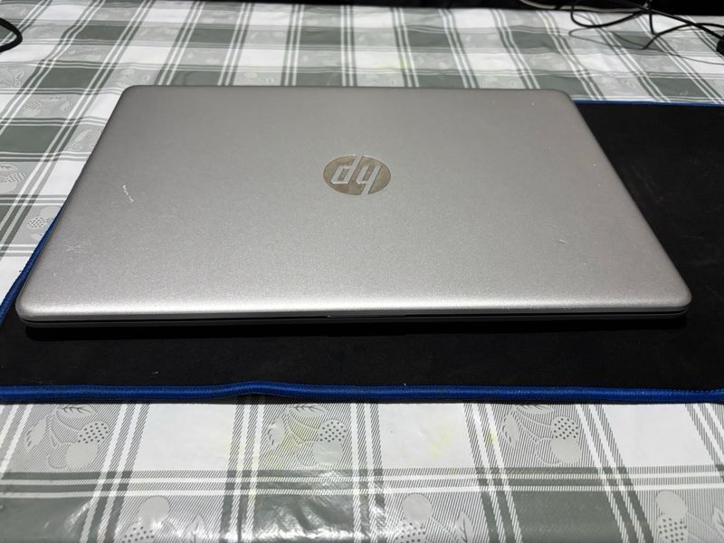 Portátil HP 15s-eq2xxx Plata/Negro Seminuevo afbeelding 2