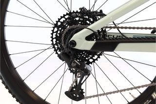 Focus JAM 6.8 (MTB) t.M Reacondicionada