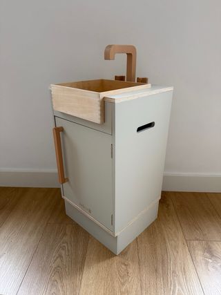 Cocina de juguete de madera