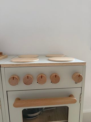 Cocina de juguete de madera