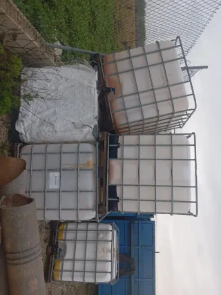 Depósito IBC 1000L Jaula Metálica