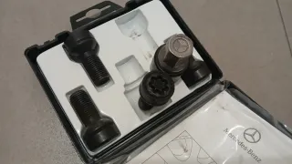 Tornillos Antirrobo Mercedes-Benz A0019901607