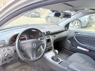 Mercedes-Benz Clase C 2006