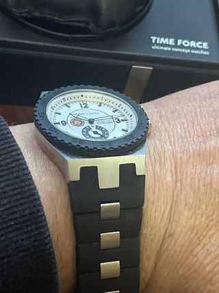 Reloj Time Force Edición Especial Granada CB