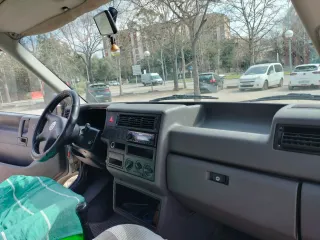 Volkswagen Transporter 2003