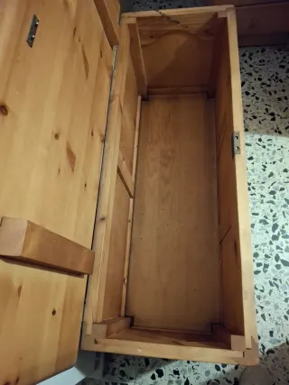 Arcón baul de madera maciza