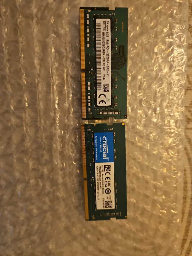 2x 8GB (16gb total) DDR4 SODIMM Crucial + SK Hynix