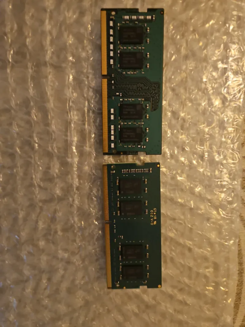 2x 8GB (16gb total) DDR4 SODIMM Crucial + SK Hynix afbeelding 2