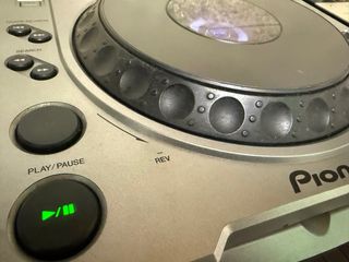 Pioneer CDJ-800 + Mixer Noiz Alert 260