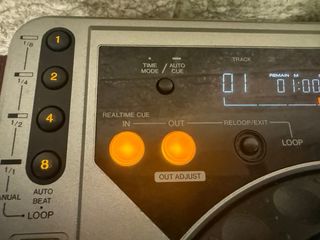 Pioneer CDJ-800 + Mixer Noiz Alert 260