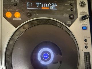 Pioneer CDJ-800 + Mixer Noiz Alert 260