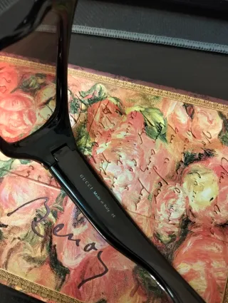 Occhiali da sole Gucci vintage neri