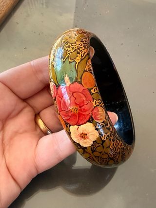 Bracciale rigido legno fiori