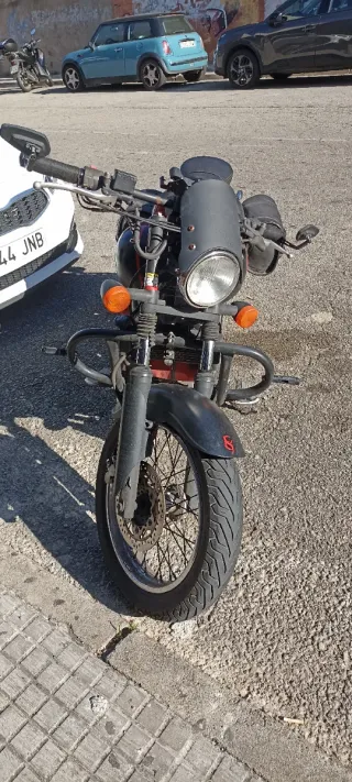 Honda Shadow VT 125 Custom