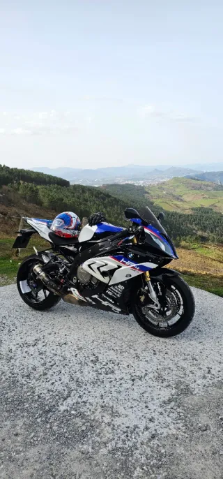 BMW S1000RR año 2017.