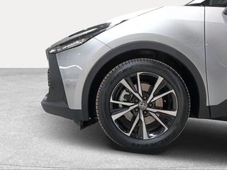 Toyota C-HR 2.0 220PH Advance