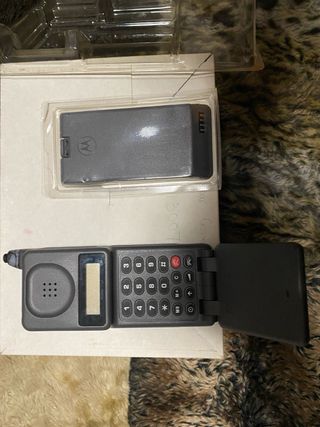 Teléfono Móvil Motorola Antiguo Gris