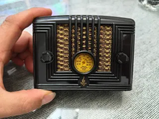 Mini radios vintage