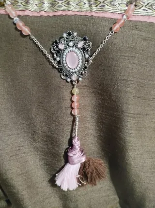 Collar isabelino acero y cristal