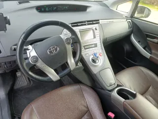 Toyota Prius Plugin 2013