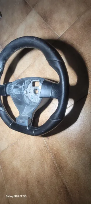 Volante VW Golf V GTI