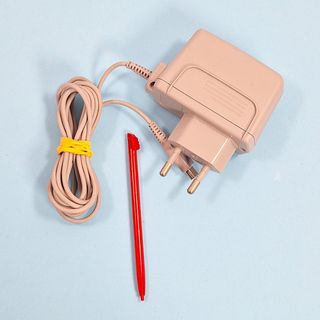 Nintendo 2DS Rosso Trasparente