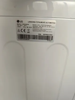 Lavadora LG F2WR5S80AGW 8kg