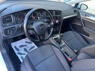 Volkswagen Golf Advance 1.0 TSI