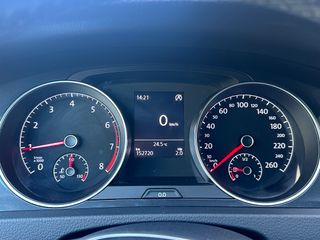 Volkswagen Golf Advance 1.0 TSI