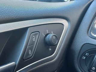 Volkswagen Golf Advance 1.0 TSI