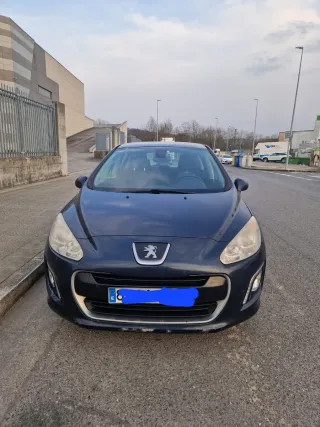 Peugeot 308 2012