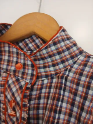 Camisa de cuadros con cuello alto traje casera