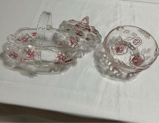 Juego 2 piezas cristal tallado rosas