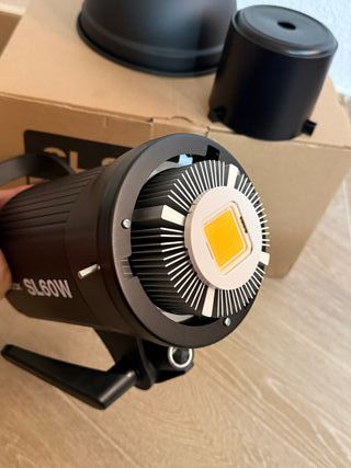 Foco LED Godox SL60W