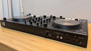 Native Instruments Traktor Kontrol S2 MKIII