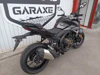 Voge 625R Negra/Gris
