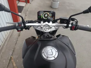 Voge 625R Negra/Gris