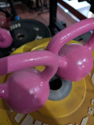 2 Mancuernas Kettlebell 8 kg (unidad)