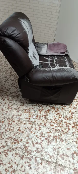 Sillón reclinable con masaje