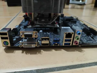 Intel i9 11700 + 32GB RAM + Placa B560