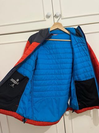 Plumífero sintético Ternua niño roja y negra