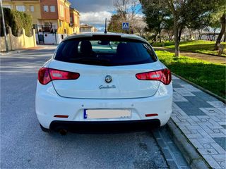 Alfa Romeo Giulietta Jtdm 2014