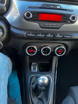 Alfa Romeo Giulietta Jtdm 2014