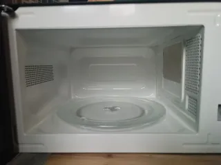 Microondas Hisense Negro 700W 20L