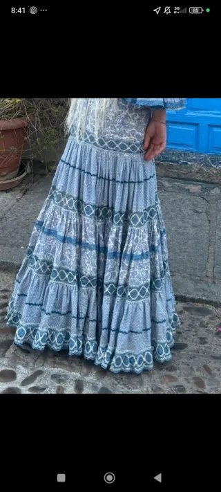 Traje de flamenca y mantoncillo