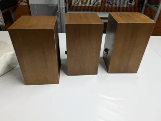 Altavoces antiguos RAB