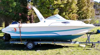 Lancha 6,70m con motor 140cv inyección