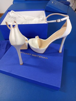Zapatos de tacón Stuart Weitzman blancos
